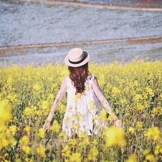 mecotonakama's profile picture. 弁護士志望、現在院生です😂 学費を稼ぎ美容が好きな女🐱☘よろしくお願いします🤲同業の子も、勉強中の方もフォロー失礼します😆