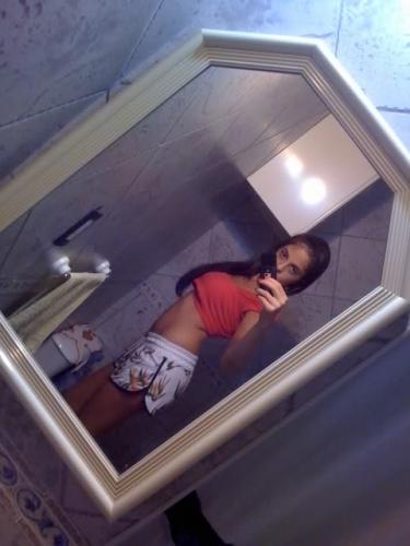 nikuunob's profile picture. soy muy simpatica y muy buena persona