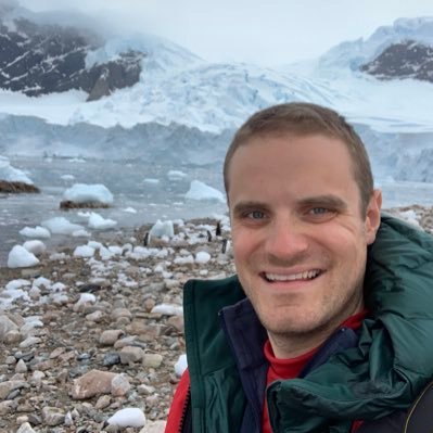 Monterey-based marine ecologist and science communicator @Stanford @HopkinsMarine & @NMNH. Working to conserve our natural wonders. He/him