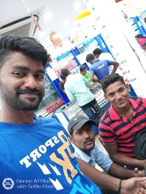 LifeVenkat's profile picture. 