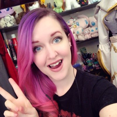 ♥ Cosplayer ♥ Variety Streamer ♥ Gamer ♥ A nerdy girl from Canada, with a passion for cosplay, and a penchant for geeky clothing. Email: retrogeekette@gmail.com