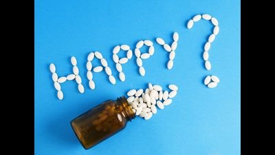 HappyPillTweets's profile picture. Looking to make social media a positive place. whether you're struggling with depression, anxiety, or just love positive vibes this account will be for you.