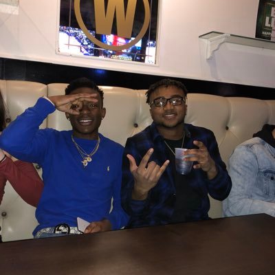 Frobebryant08's profile picture. RIP LA