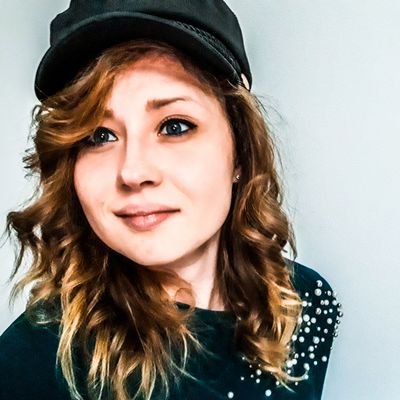 RybarovaB's profile picture. Eslo🐄, CAV UGR.
Apasionada por la dirección del cine, la escritura, la fotografía y la edición de las fotografías y los vídeos.