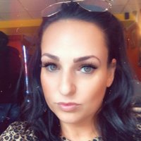 leanne bird - @leanneb74640144 Twitter Profile Photo