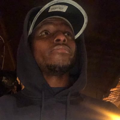 Portland based gay Producer/Singer/Songwriter/Emcee/Entertainer I’m living my best life!
