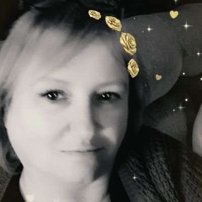 MulliganSm's profile picture. Lady Stella Mulligan of Glencairn - NHS Officer