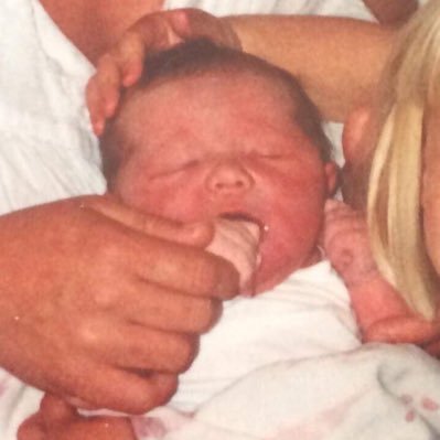 hunkofspit's profile picture. she/her