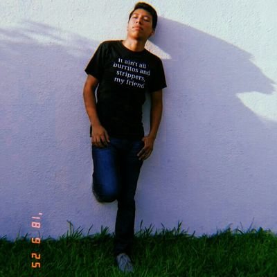 reyesjonathan92's profile picture. 