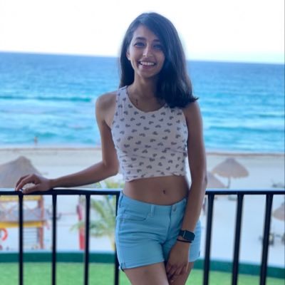 Aayushi_1709's profile picture. 