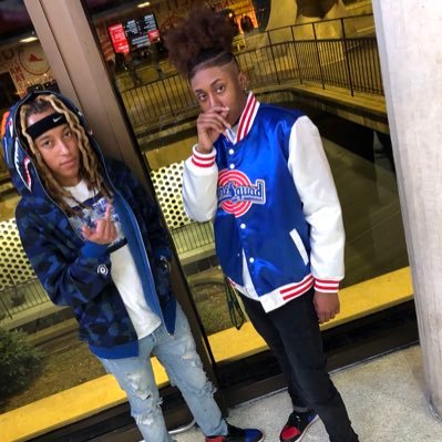 ✌🏽THE Twinz✌🏽 ❤️Dash♌️NSU🔰( @AskMyRetros) 💙Des♈️ODU (no personal Twitter)