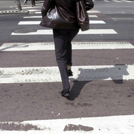 En lutte contre les #incivilités. Pour des espaces piétons libérés des scooters, voitures, trottinettes. #trottoirslibres #raslescoot #GCUM