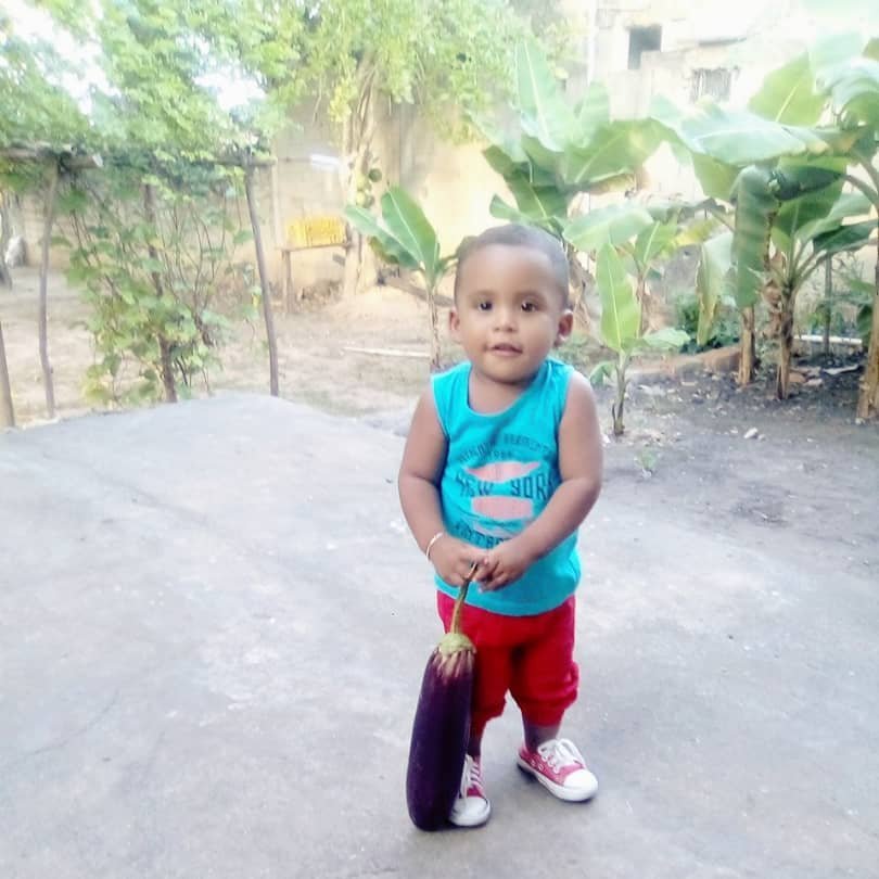 f_coral's profile picture. 