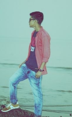 AnikSwtest's profile picture. অশান্তির মধ্যে শান্ত হয়ে বেচে থাকার নাম জীবন 
💟💟,,আর দড়ির ওপর স্হির হয়ে দাড়িয়ে থাকার নামই  সার্কাস🔥🔥