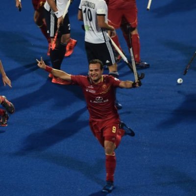 Hockey player of Club de Campo and Spanish national team. Olympic Games Rio 2016 and Tokyo 2020.