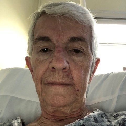 SumayaMrs's profile picture. Helping people makes me happy.