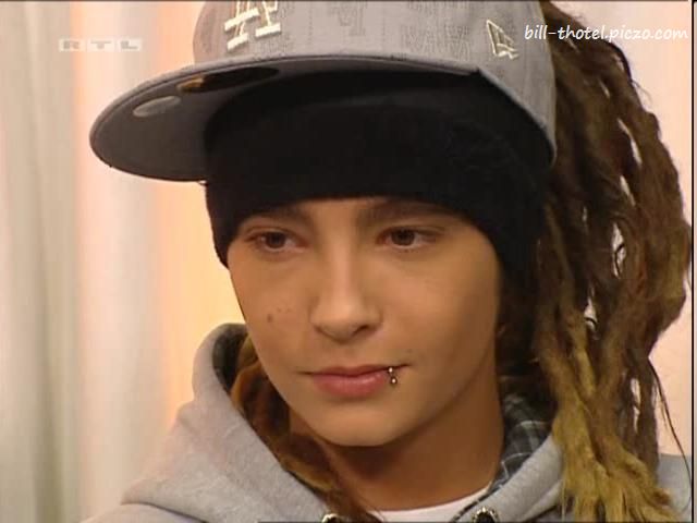 Tom Kaulitz Fans Online. This is fanclub of Tom, not the real Tom.