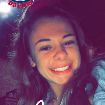 EmchAlexandra's profile picture. 