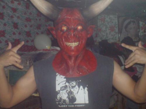 hhakke's profile picture. me kai gorda gente ipokrita ratera doble kara korrupta asi ke politikos presidents abstenganse de ber esta informazion