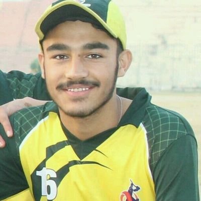 Usmanoxorik's profile picture. Once you become fearless life becomes limitless

cricketer 
Right arm fast bowler💪
future star INShAllah💪🏆🏏🏅
chitrali/karachi