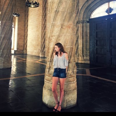 GeoAnnPeach's profile picture. I saw a dog so cute I started crying once | She/her 💖💜💙