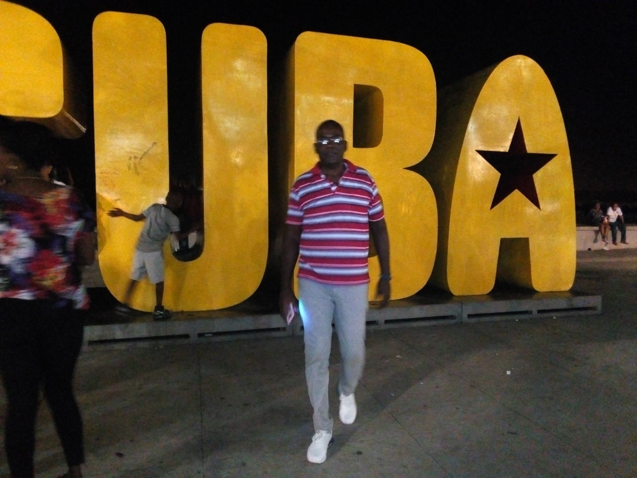 garbey_pedro's profile picture. Ser buen amigo de mis amigos, y comunista.