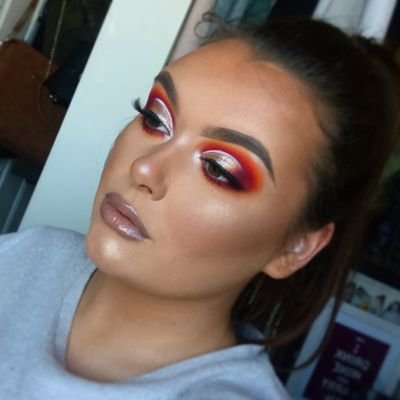 becky_muax's profile picture. 