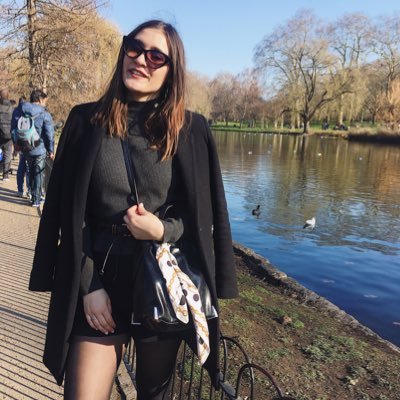 ▏1994 ▏From South of France to London ▏ Insta: 22sandraxp ▏Graphic Design and Communication ▏1D ▏ Justin Bieber ▏ https://t.co/nJgxxYOI4c ▏