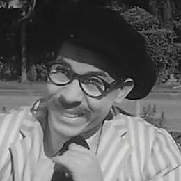 aliali79377748's profile picture. ‏‏احب الصالحين ولست منهم     عسي ان انال بهم شفاعة
واكره من تجارته المعاصي        ولو كنا سواء في البضاعة