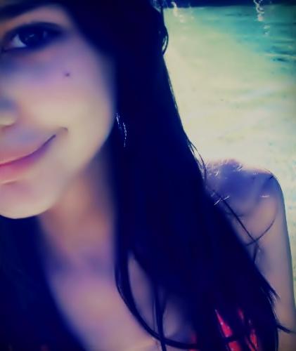 lariicfm's profile picture. 