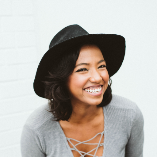 tashikagomes's profile picture. *storyteller* 
award-winning blog @theviragoTO
feminist, minimalist, boat dweller @boatlifeTO