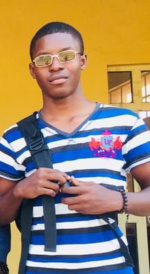 AbiodunFarouk's profile picture. ...likes fun😁, fast cars freak🚗 & also a racing fan.🏇🏍     ☯️