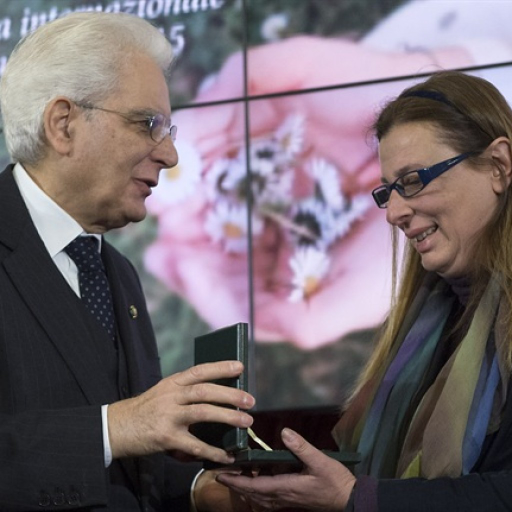 Cavaliere della Repubblica per Meriti Ambientali. Già Presidente di WWF Italia. Specializzata facilitatrice in Medicina Forestale. #ArchitectureForPeace