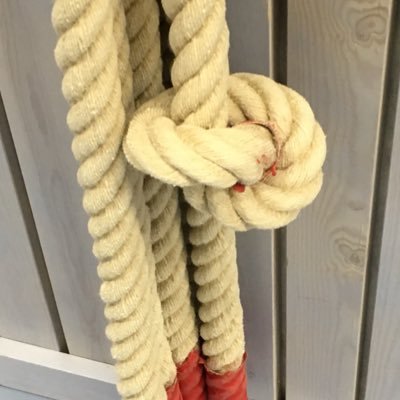 RobertWerling's profile picture. Det är jag som är den där 50+ gubben som lägger sig i, ”man splainar” (för klarar själv klar heter för de som vet bättre)😂😂, och förstör.