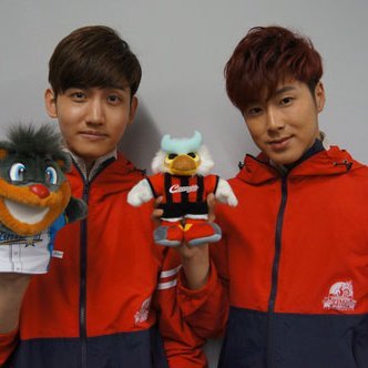 東方神起のお二人が大好き💕 ユノとチャンミンの笑顔が癒し🍓🍑ビギ11年目+α 仲良くしてください😍よろしくね〜
二人のおかげでいろんな事が始まってるの😀明日コンSP幸せでした感謝🍀東方神起大好き❤️📻✨ODD🥁