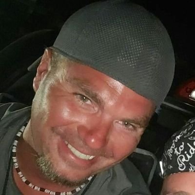 IzzytrisWade's profile picture. 