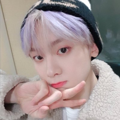 #아스트로 #윤산하