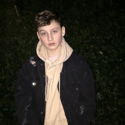 LewisGr45147069's profile picture. Aspiring actor, model and dancer who enjoys music, basketball, gymnastics, drawing and now the gym 🙋🏻‍♂️