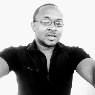 Uch_chima's profile picture. Football// Arsenal// Catholic// Igbo// Politics// History// Veterinarian//Academic