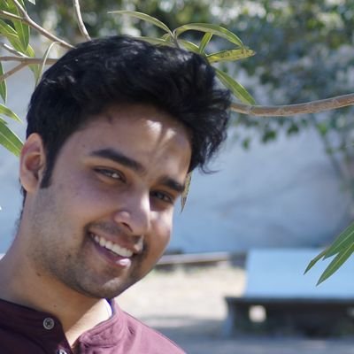 abhisoniii's profile picture. entrepreneur & believer