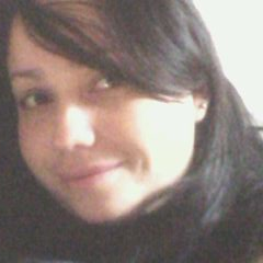 vaniapinheiro9's profile picture. 