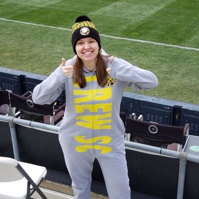 Real & honest Ohio gal. Tetris addict. The Bachelor obsessed. Crew SC enthusiast. & lover of all things 🍩 & ☕. #SaveDTheCrew