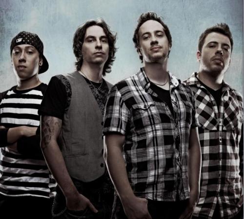 STeam_PullDown's profile picture. Siga os meninos da Pulldown @niperpd @cassique_ @felipegardenal @andrepastura @pulldown