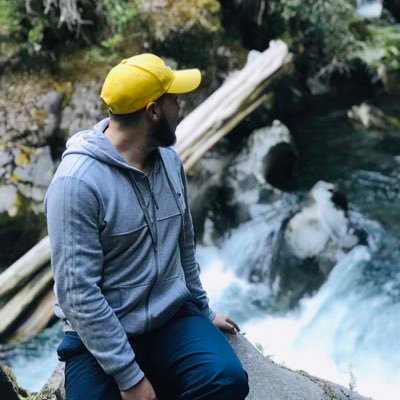 PUERTOMONTINO!! Joven 22 años✨ Fotógrafo📸✨ 🧠“UN PAÍS QUE GRITA MÁS FUERTE UN GOL QUE UNA INJUSTICIA ES UN PAÍS QUE ESTÁ SUMERGIDO EN LA IGNORANCIA”🧠