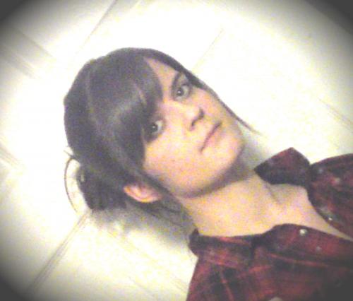 START_THE_RIOT's profile picture. im a twin. chef at close house, good times :) love my ipod and ant :) like going to gigs in my spare time, currently liking swedish house mafia :)