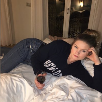 ash__money's profile picture. ◡̈ ig: ash__money