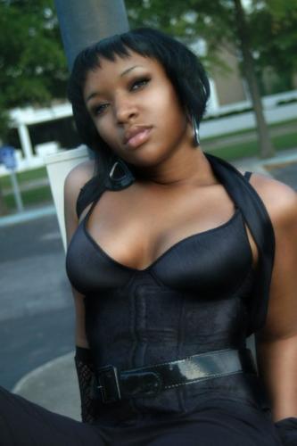 TheBBeat's profile picture. Mommy, Partner, Friend, Daughter.. fun and boring, laid back and intense. #Makeup artist working to add special effects makeup artistry to that skill set.