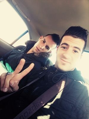 t2hwcetZlIDDbNL's profile picture. لا أبالي