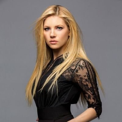 *Female DJ/OC - D'ara
*Looking for contracts
*Descriptive writer
*DMs open for plotting/chat
*SWRP