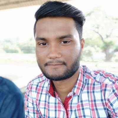 imkartik03's profile picture. 